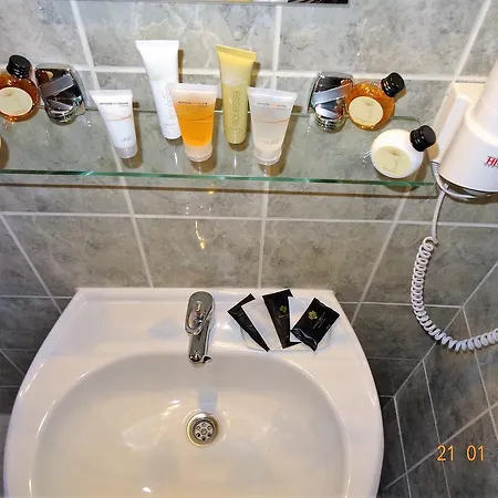 Hotel U Dvou Zlatych Klicu 3*