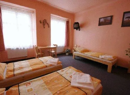 Hotel U Dvou Zlatych Klicu Praga