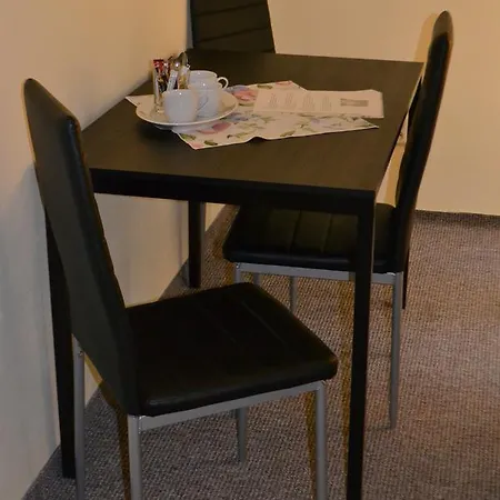 U Dvou Zlatych Klicu 3* Praga