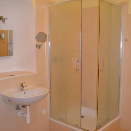 Hotel U Dvou Zlatych Klicu
