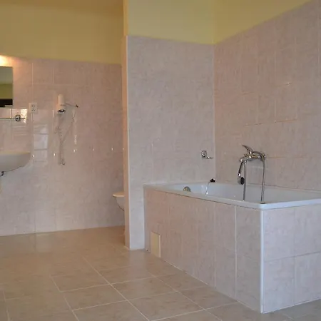Hotel U Dvou Zlatych Klicu Prague