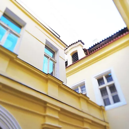 U Dvou Zlatych Klicu Hotel