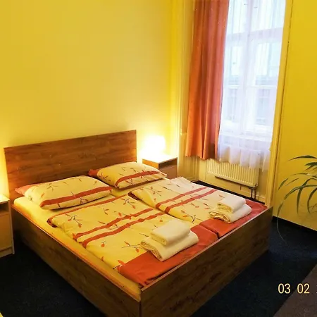 U Dvou Zlatych Klicu Hotel Prague