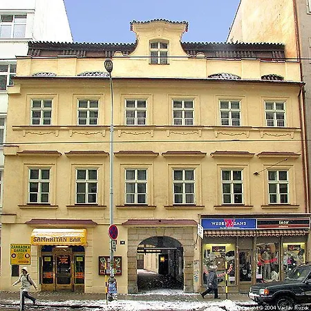 U Dvou Zlatych Klicu 3* Praga