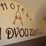 U Dvou Zlatych Klicu Ξενοδοχείο 3*