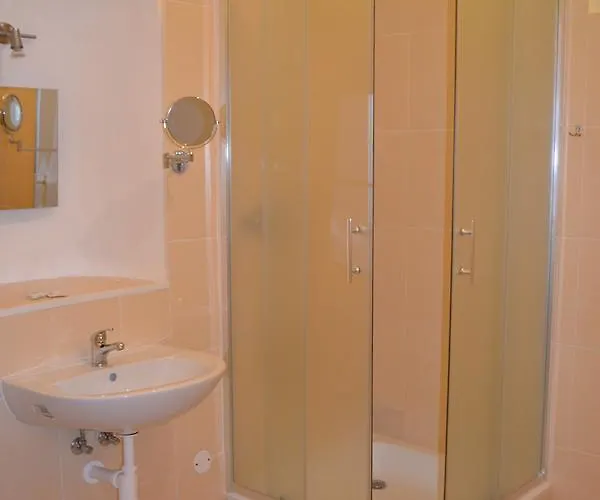 Hotel U Dvou Zlatych Klicu