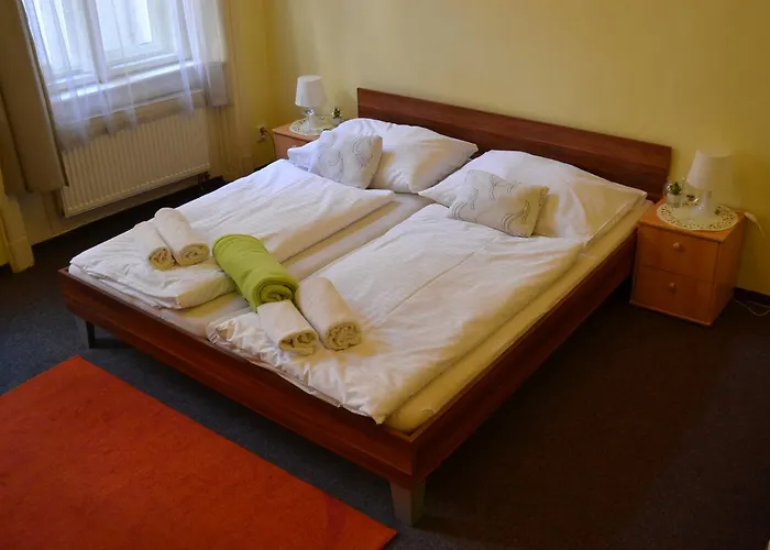 U Dvou Zlatych Klicu 3* Prag